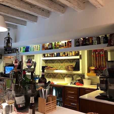 La Cosmopolita Malagueña